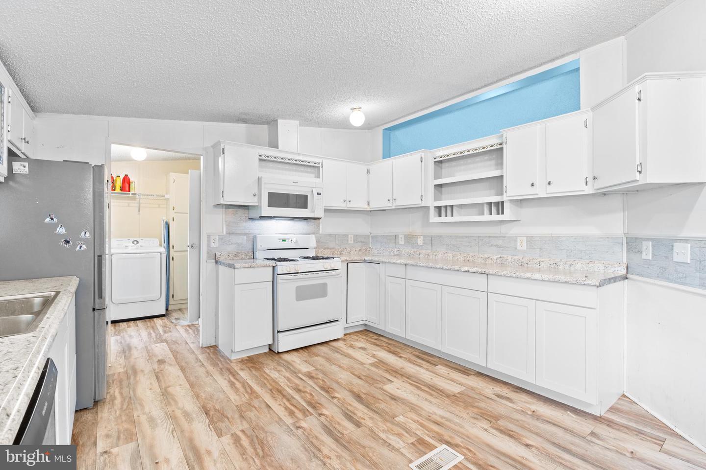 35383 Dannys Dr Property Photo 9