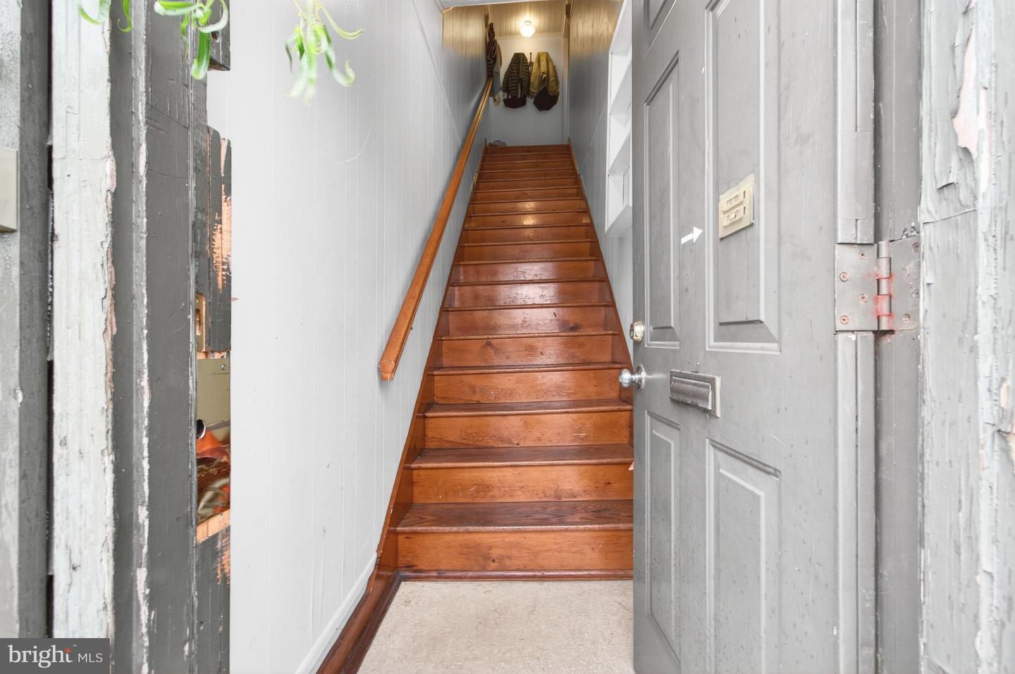 126 2nd St Property Photo 16