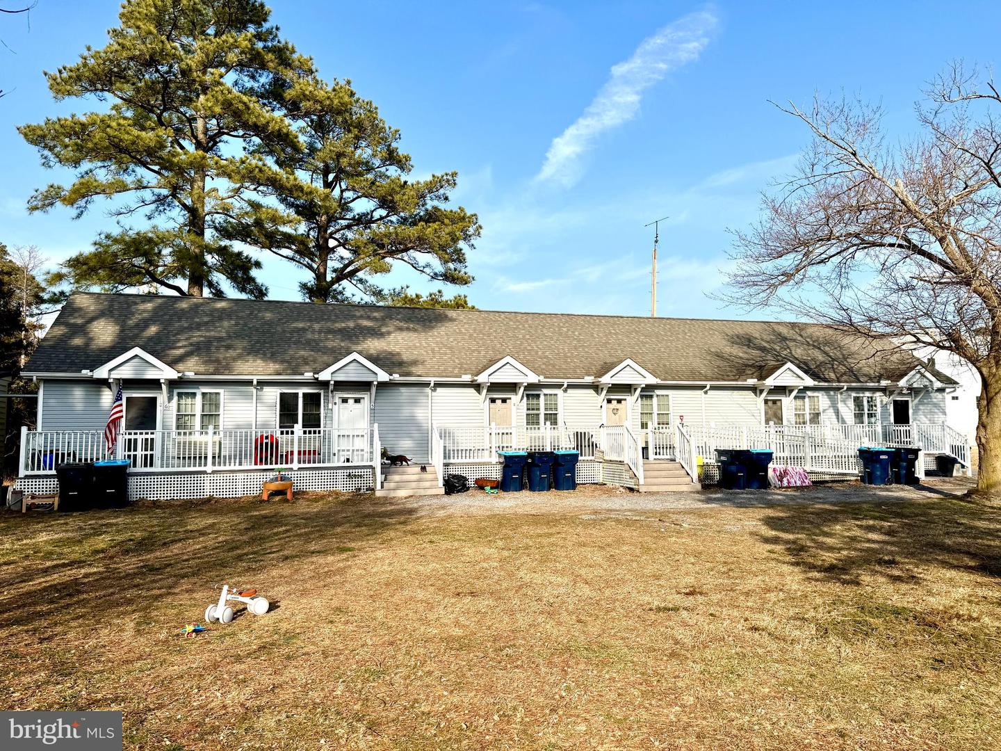 28420 Delaware Av Property Photo 2