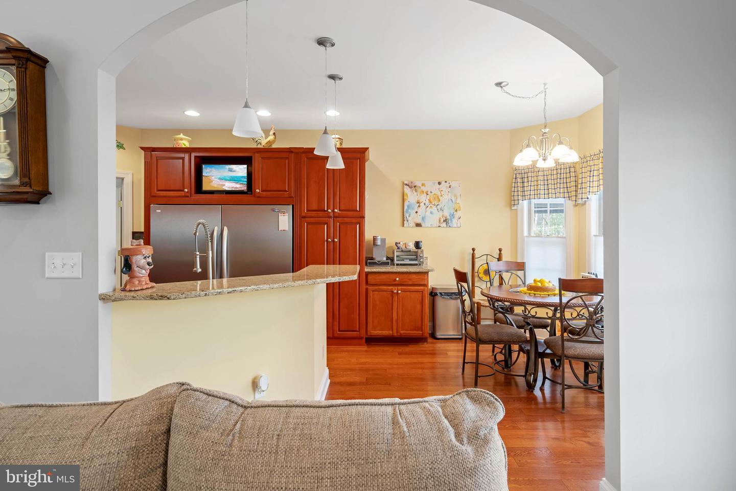 28344 River Rd Property Photo 4
