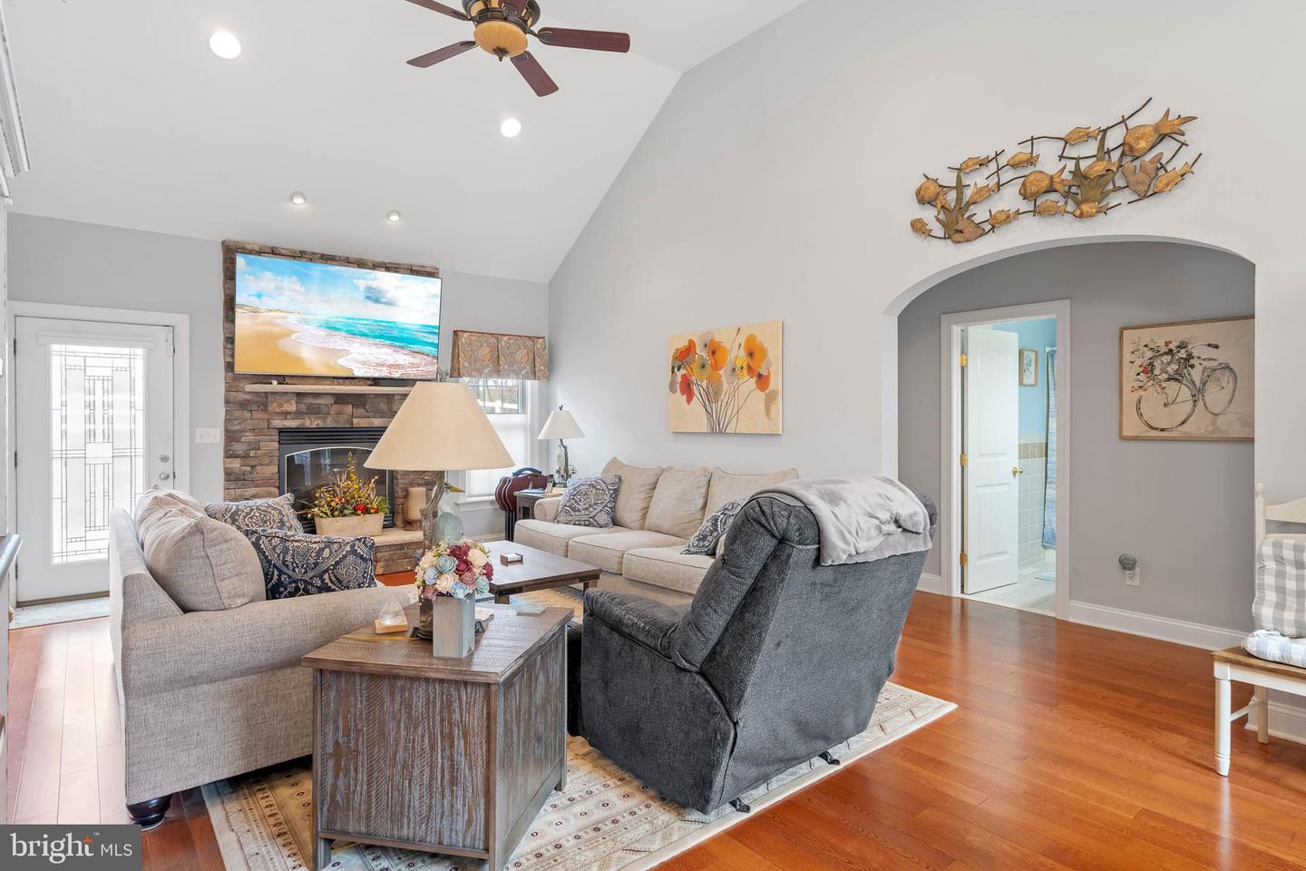 28344 River Rd Property Photo 13