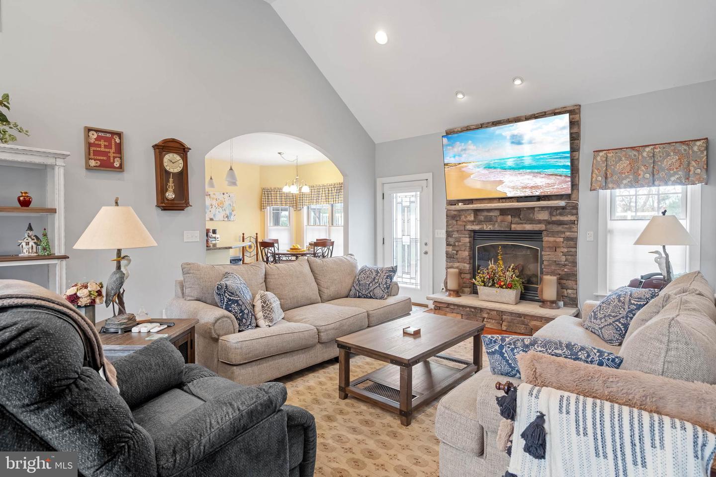 28344 River Rd Property Photo 14