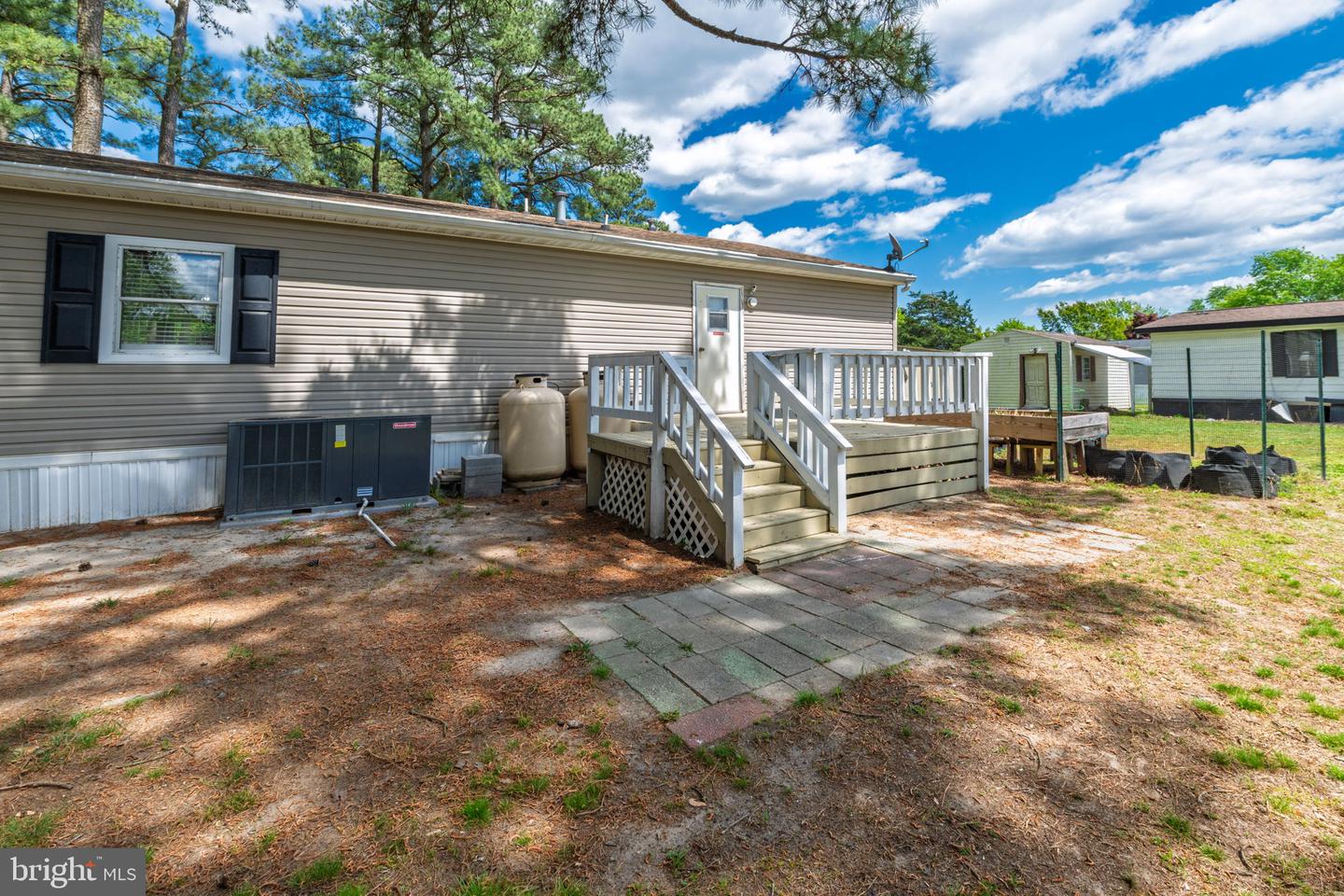 35502 E Harbor Dr Property Photo 22
