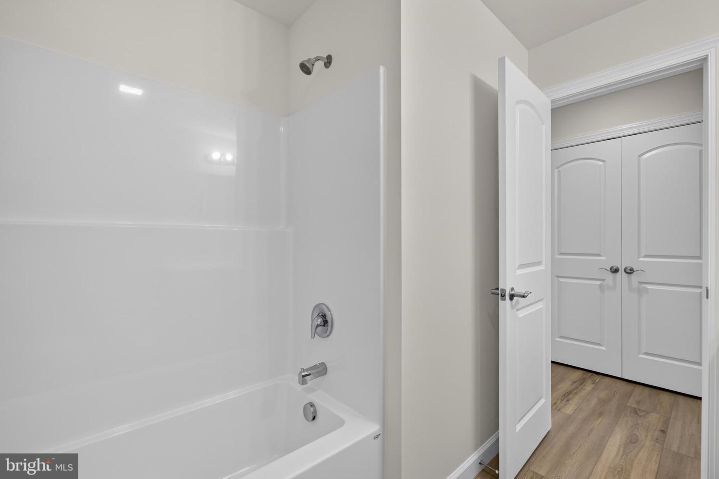 212 Chandler St Property Photo 37