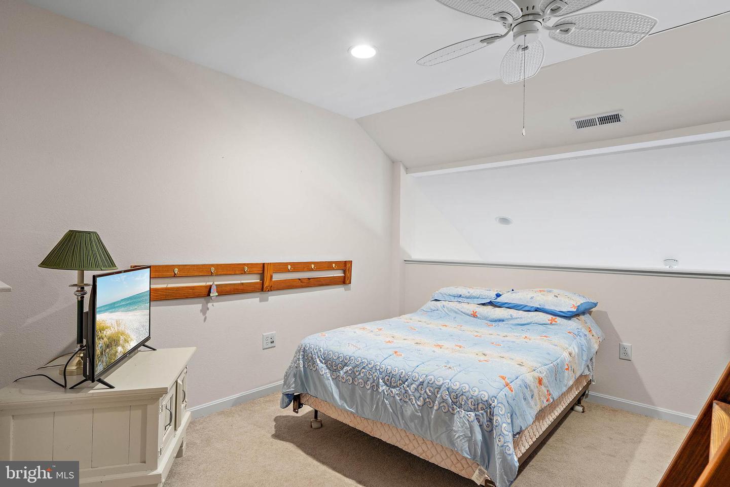 126 October Glory Ave #h Property Photo 34