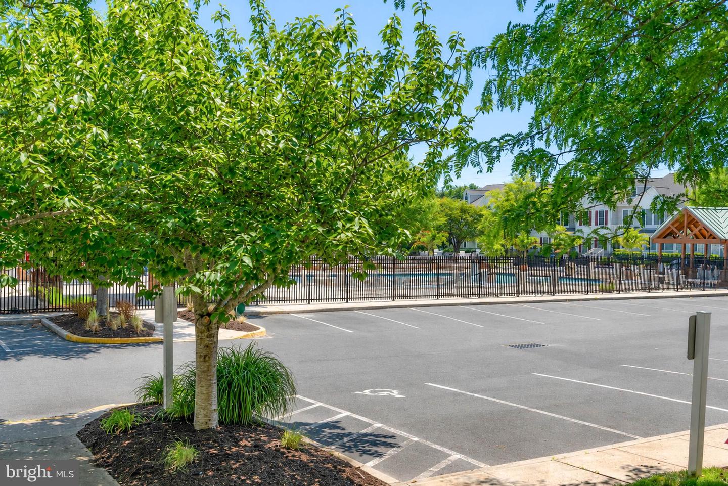 126 October Glory Ave #h Property Photo 44