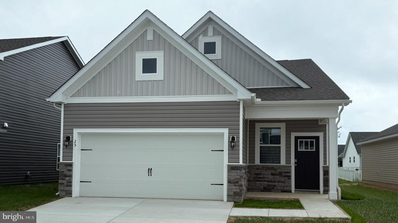 25 Chesapeake Dr Property Photo 1