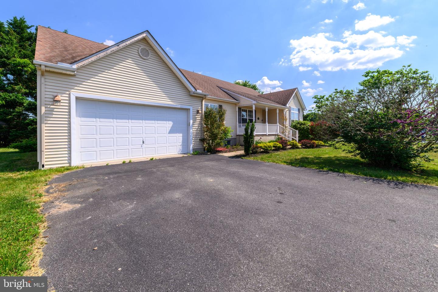 16841 Devon Rd Property Photo 2