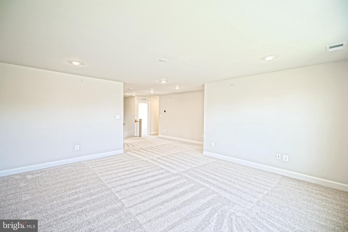 223 Red Cedar Dr Property Photo 34