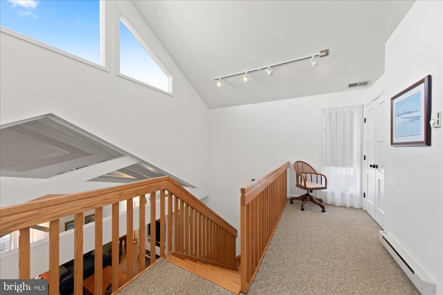 21095 Elizabeth Ave Property Photo 24