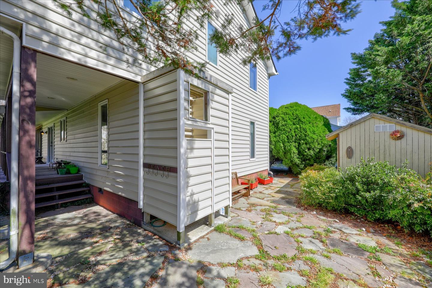 21095 Elizabeth Ave Property Photo 35