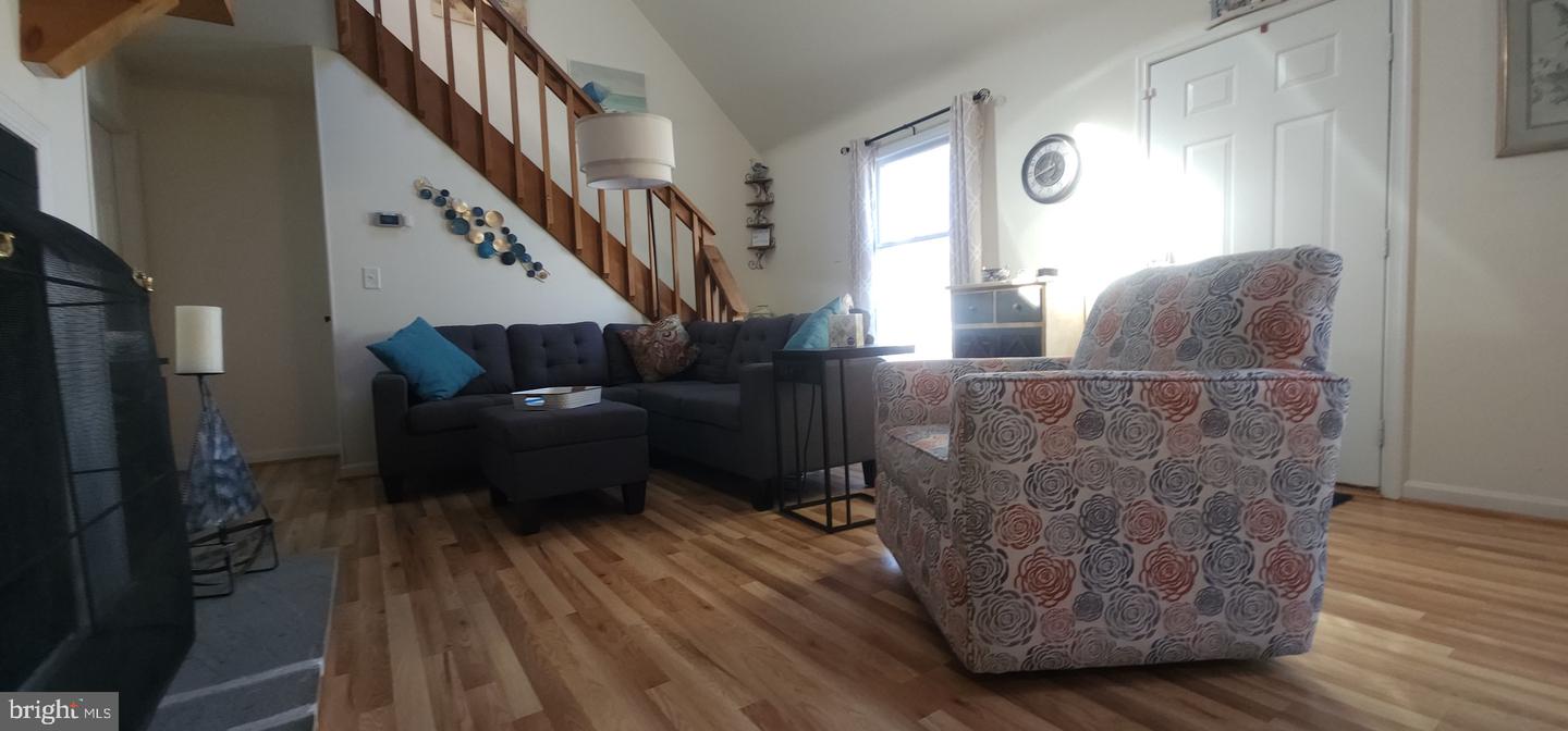 23203 Bridgeway Dr W Property Photo 7