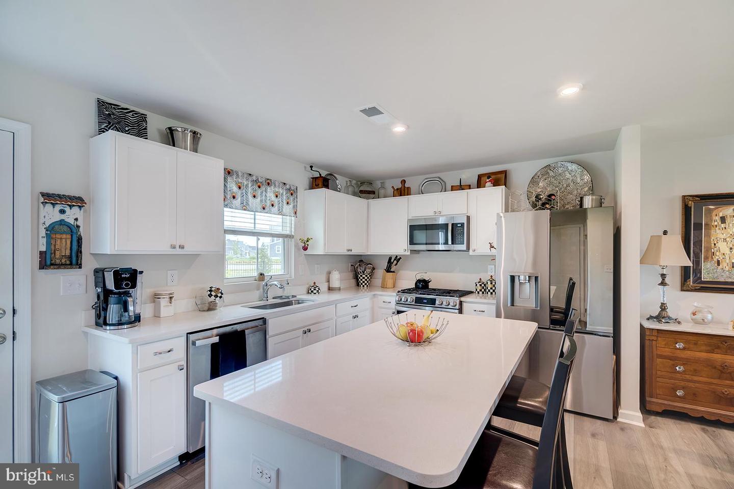 28051 Starfish Ct Property Photo 6