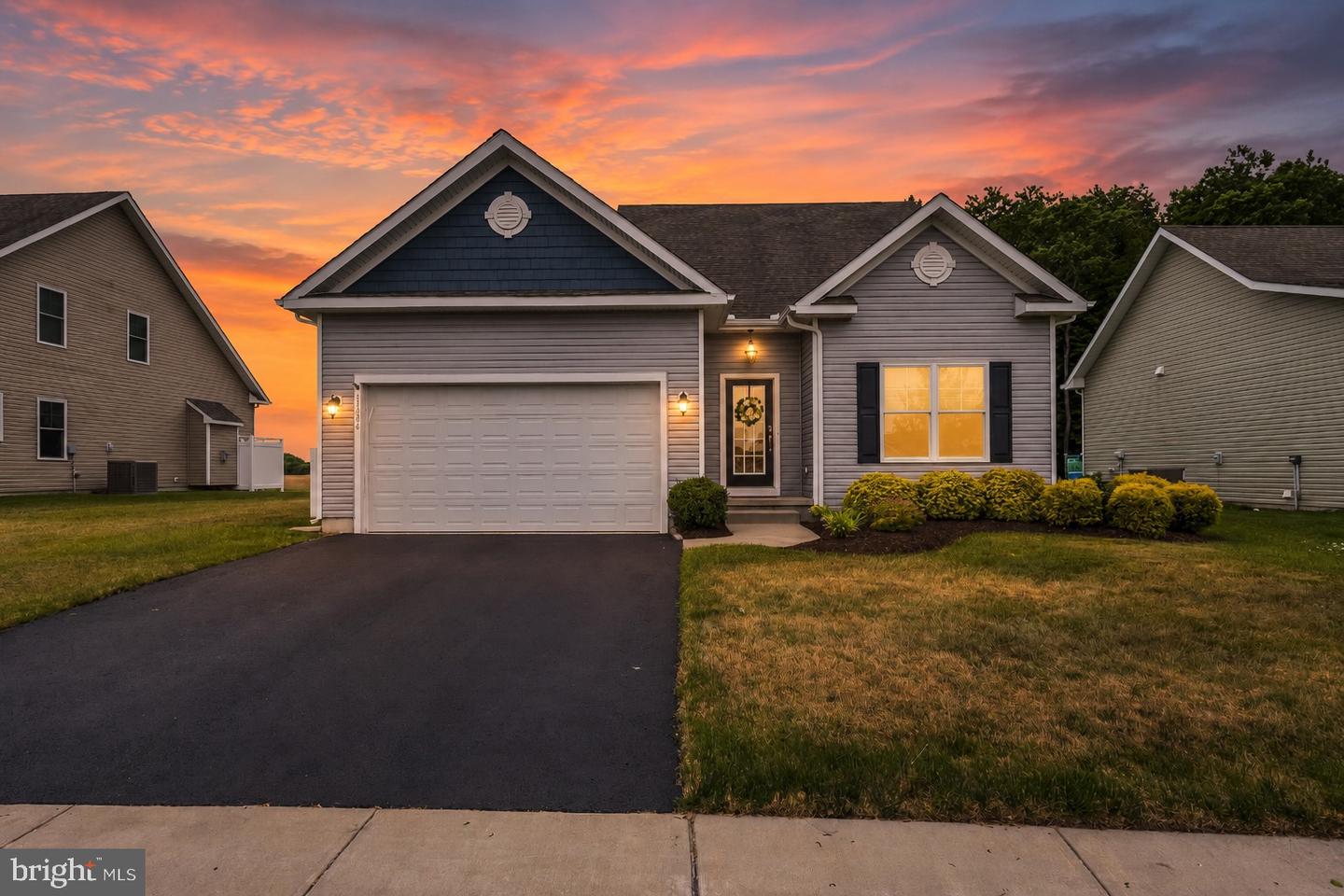 31204 ANCHOR WATCH LOOP Property Photo 1