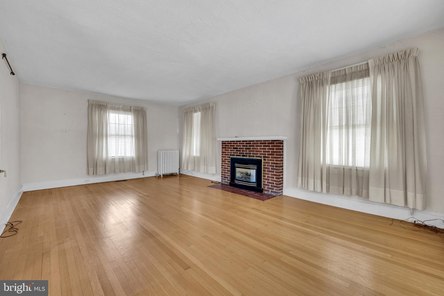 110 Delaware Ave Property Photo 18
