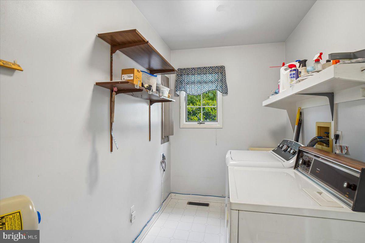 126 Naomi Dr Property Photo 32
