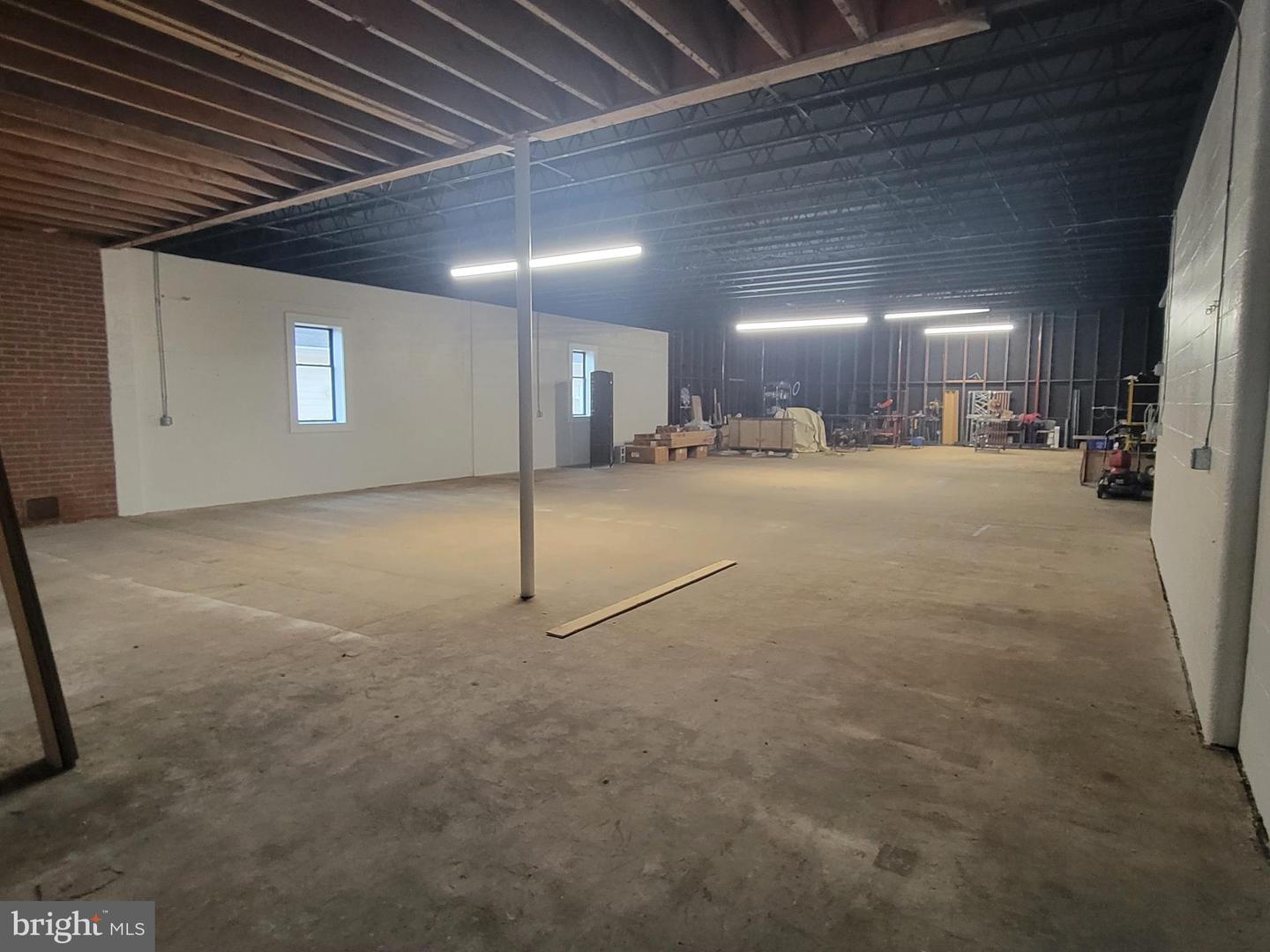 100 Atlantic Ave Property Photo 7