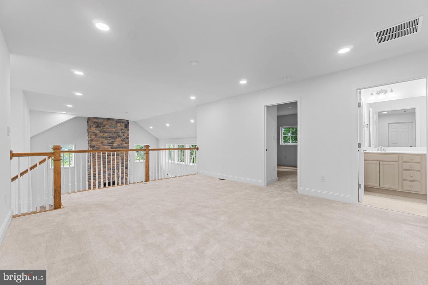 20430 Honeysuckle Dr Property Photo 66