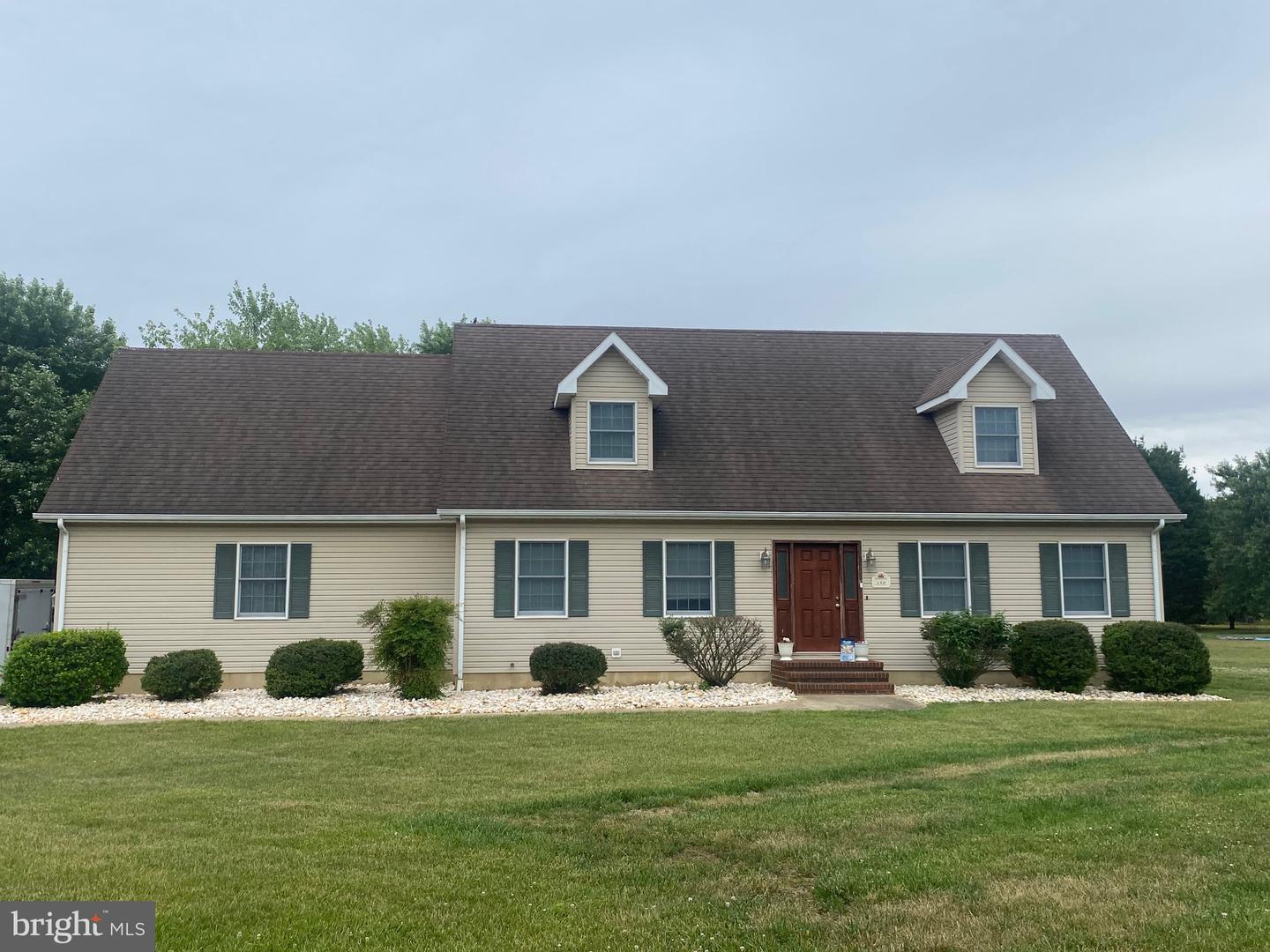 150 S PAULA LYNNE DR