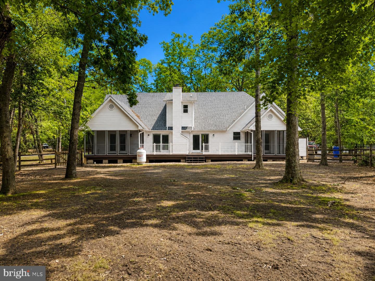 347 Fairway Ln Property Photo 38