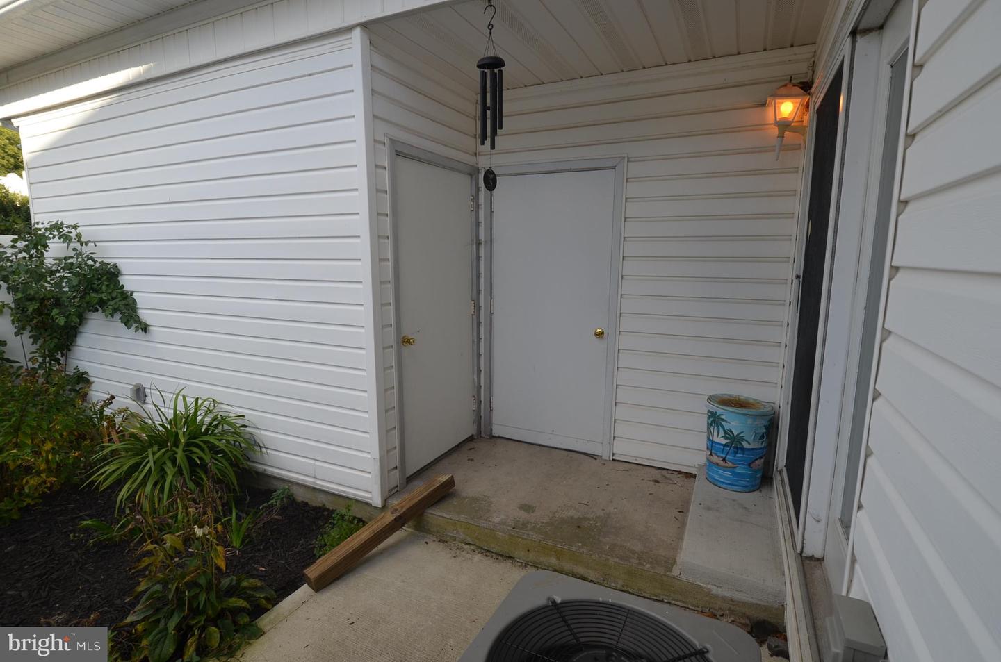 903 Houston Dr #903 Property Photo 5