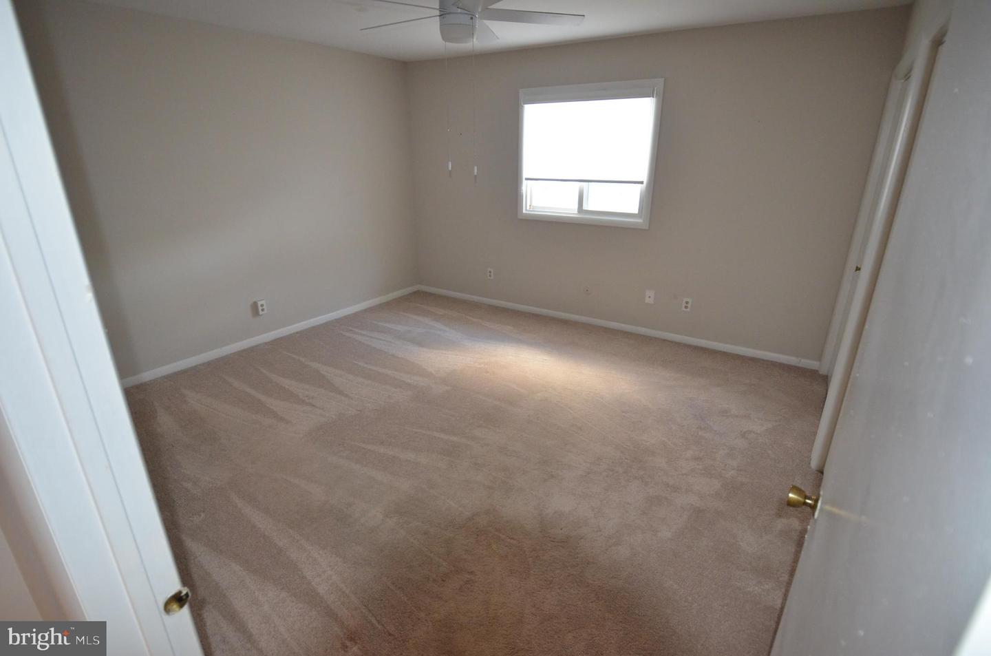 903 Houston Dr #903 Property Photo 13