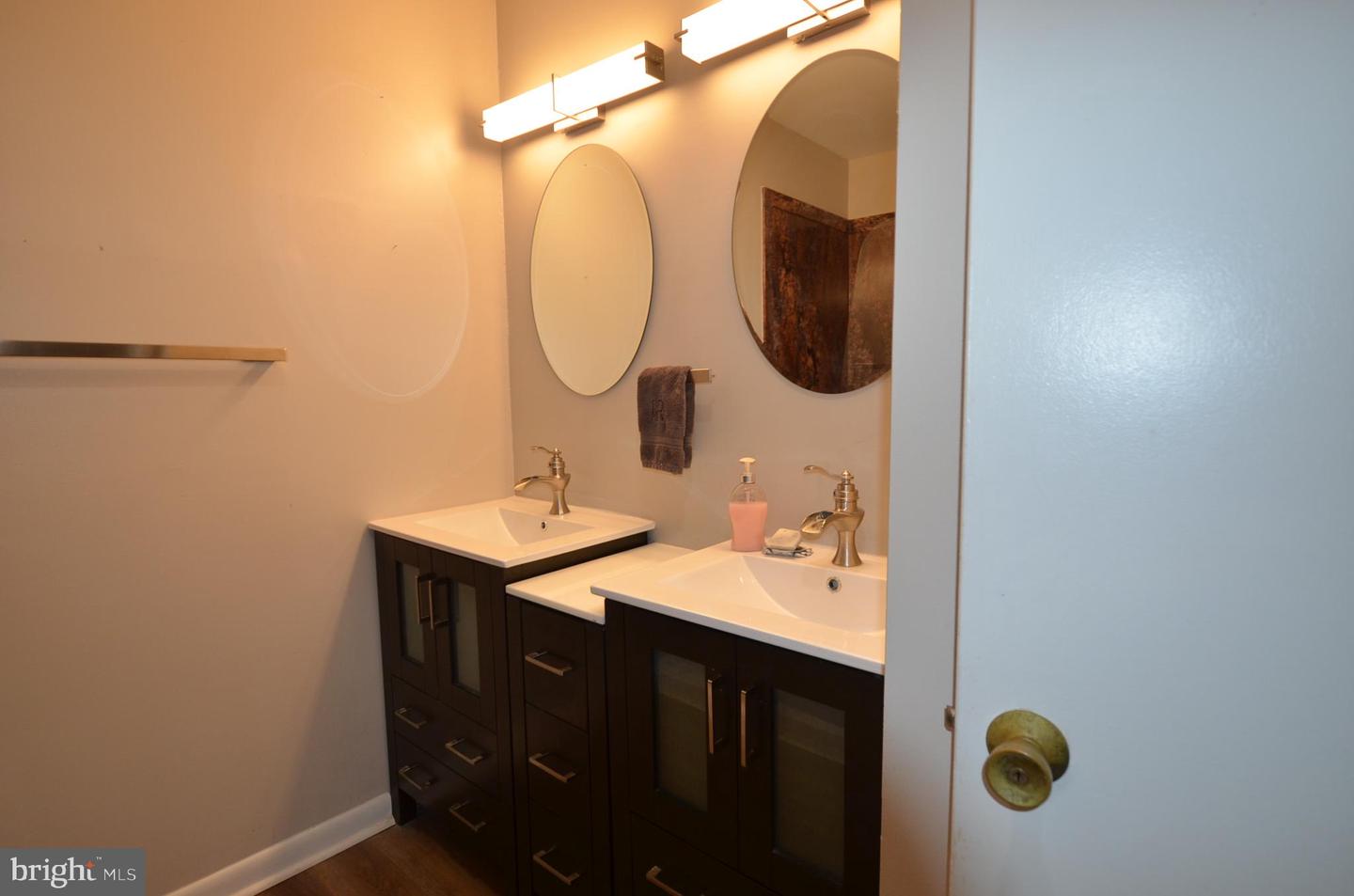 903 Houston Dr #903 Property Photo 18