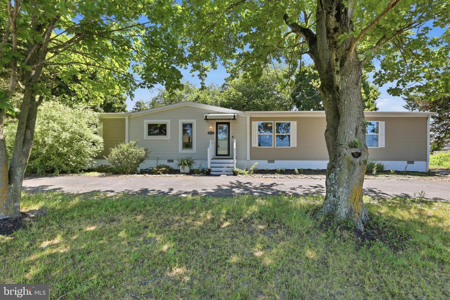 12421 N Old State Rd Property Photo 2