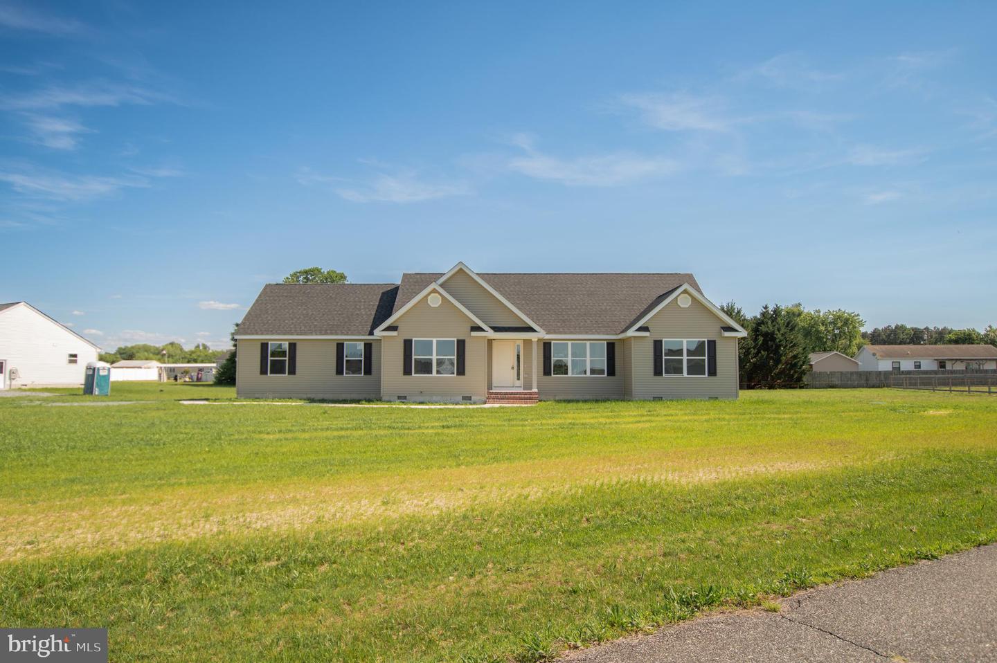 11603 Madelyn Ave Property Photo 1