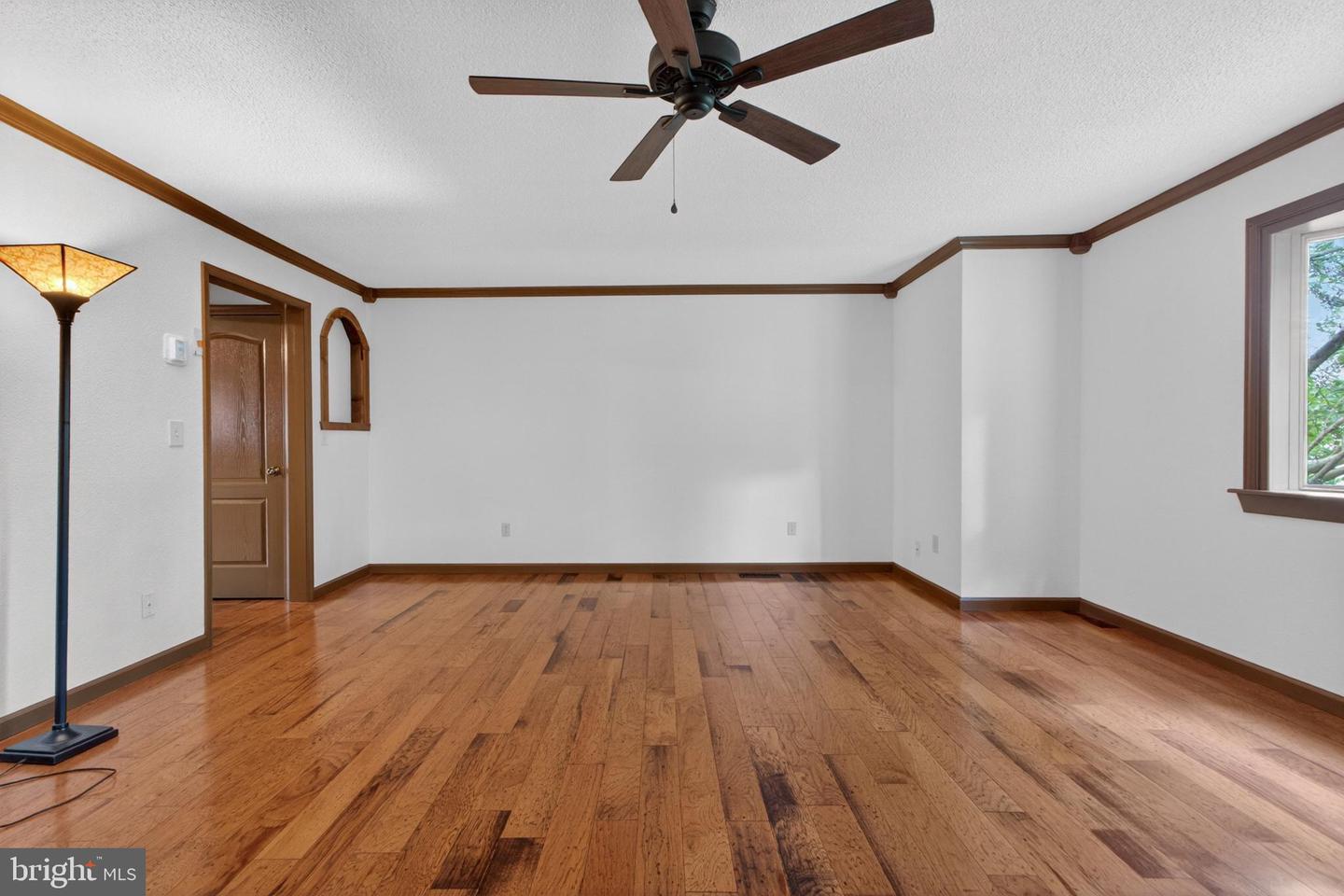 32524 Morning View Ln Property Photo 10