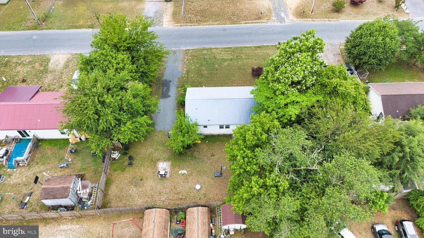 116 E 5th St Property Photo 23