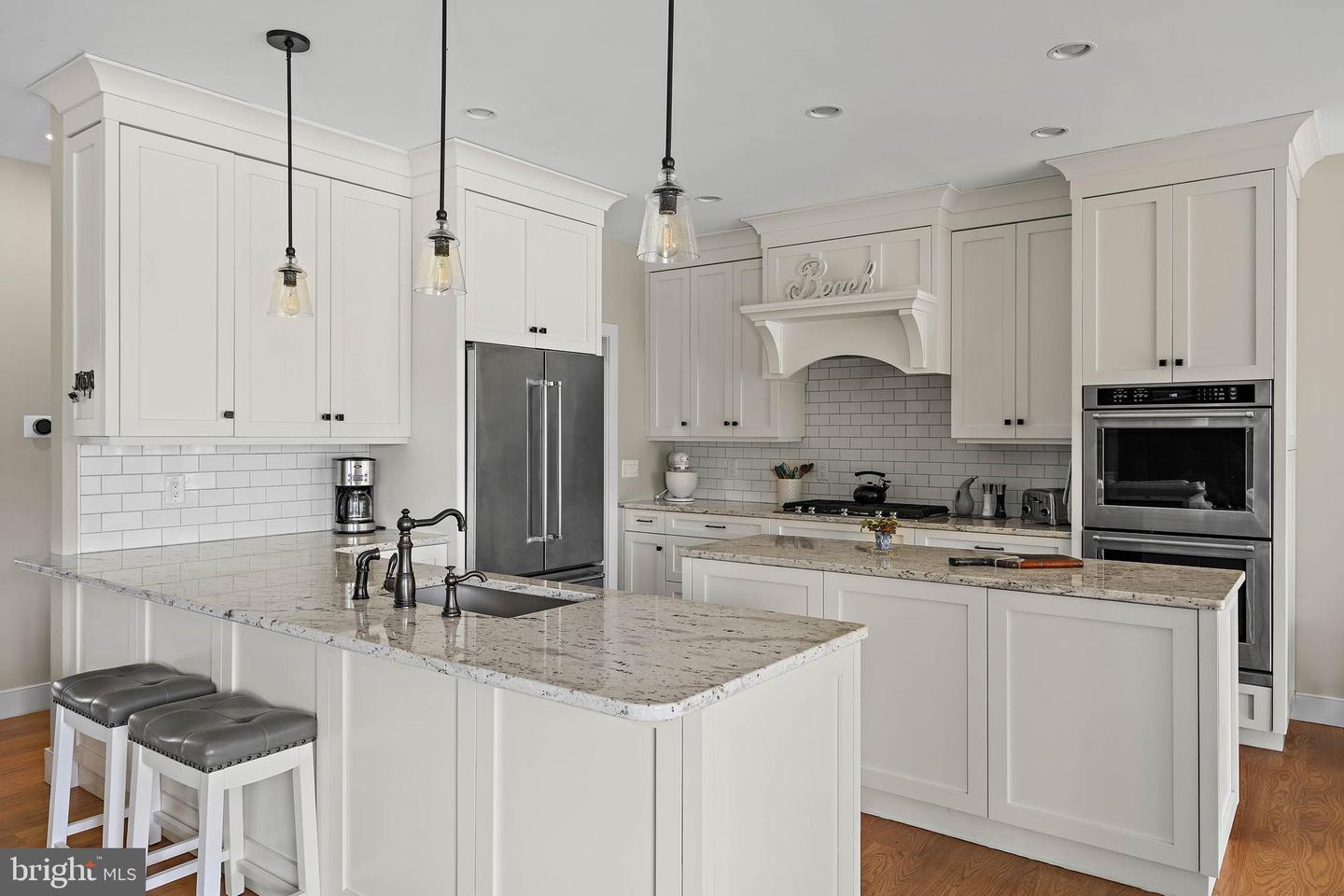 22136 Waterview Rd Property Photo 14