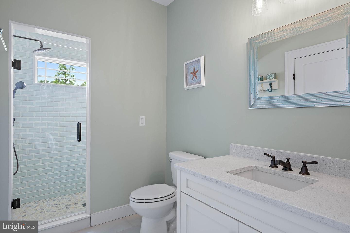 22136 Waterview Rd Property Photo 34