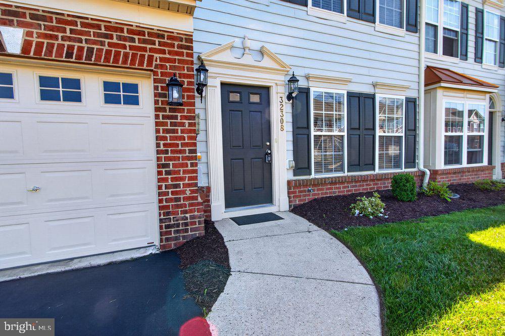 32308 Turnstone Ct #17 Property Photo 6