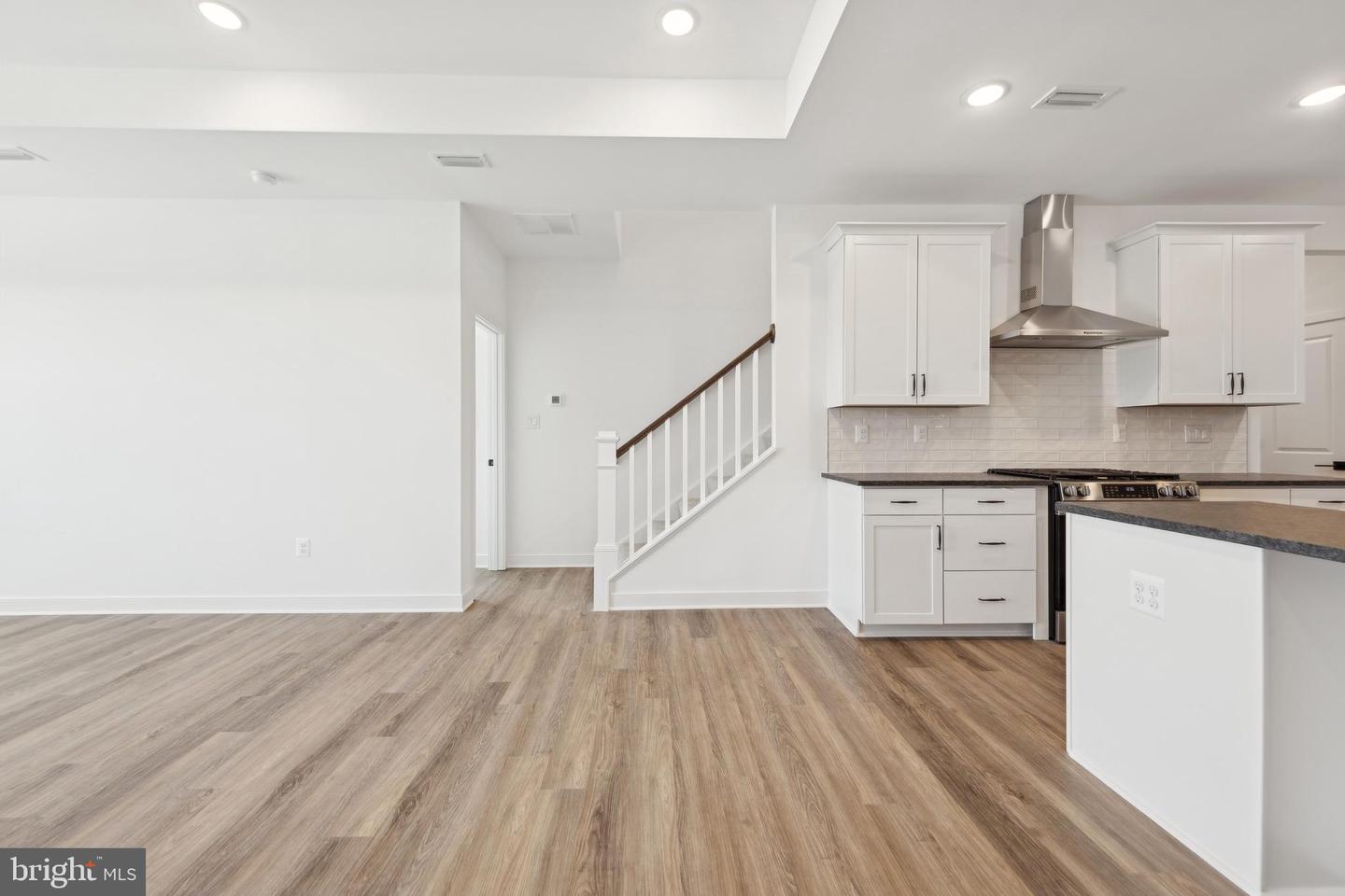 20533 Spyglass Cir Property Photo 8
