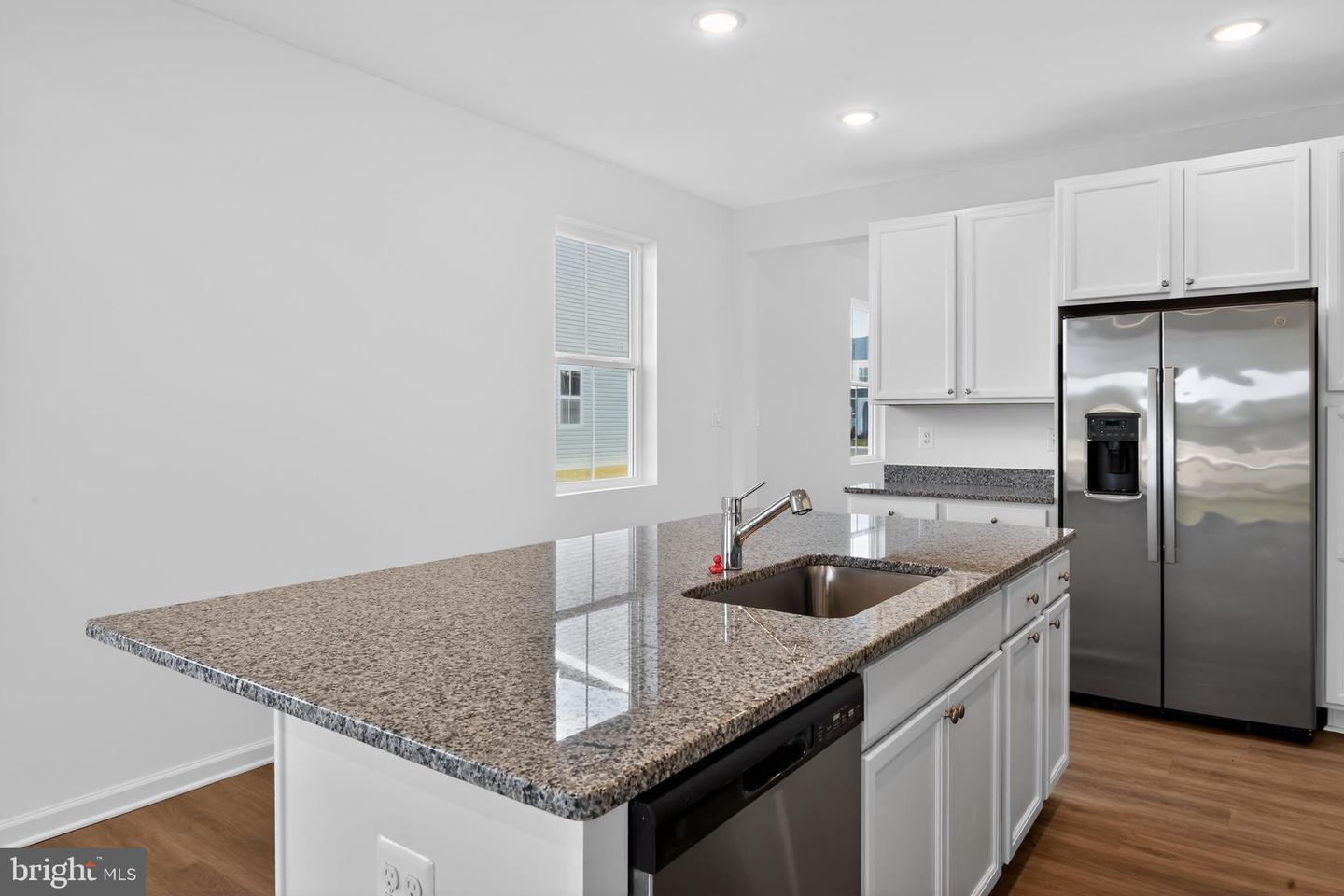 20527 Spyglass Cir Property Photo 5