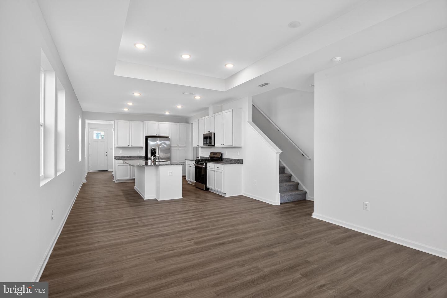 20527 Spyglass Cir Property Photo 6