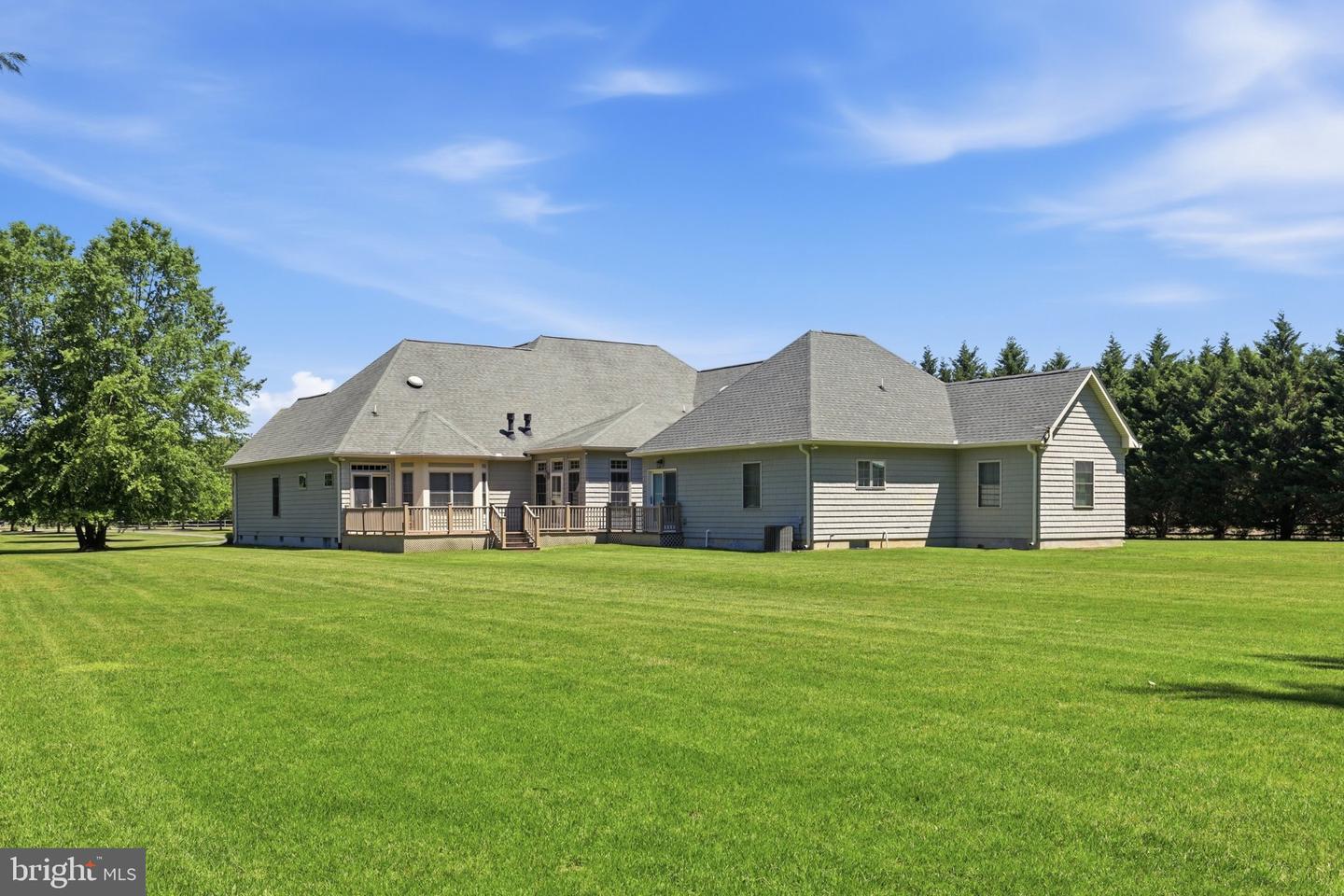 16932 Fitzgeralds Rd Property Photo 8