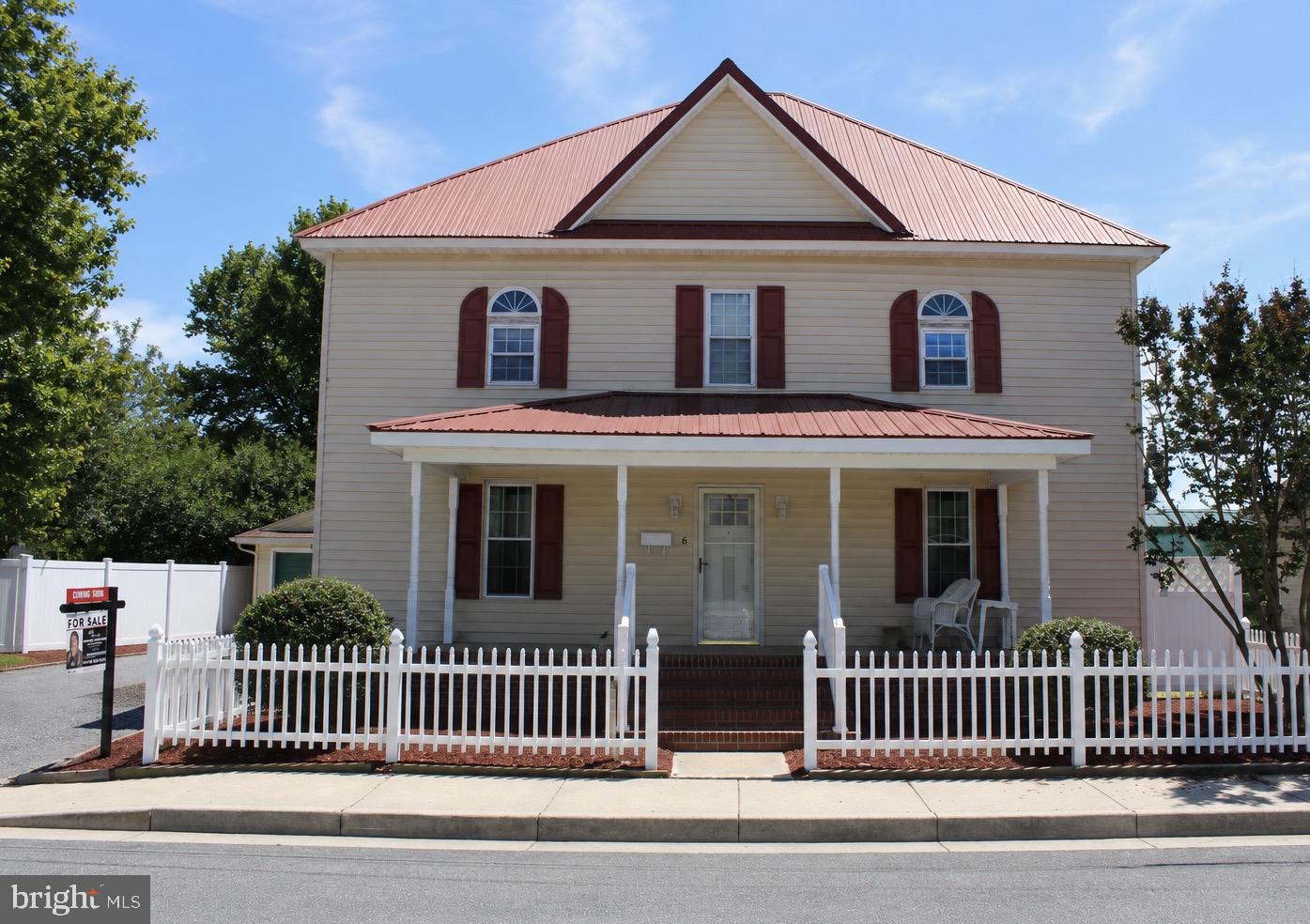 6 Delaware Ave Property Photo 1