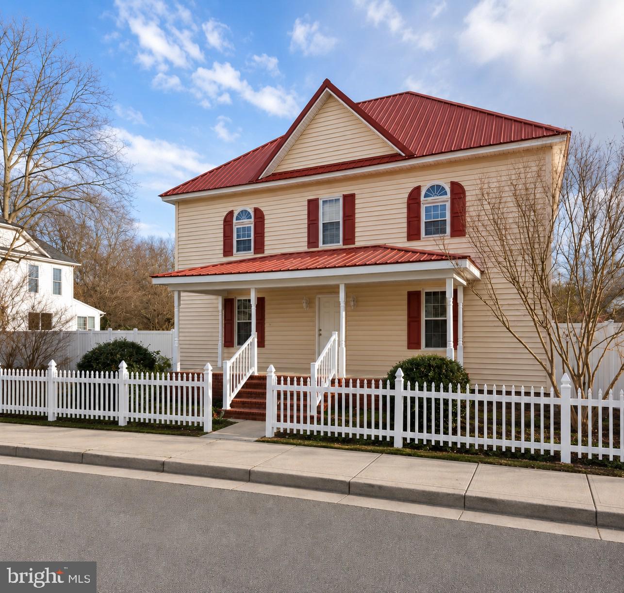 6 Delaware Ave Property Photo 2