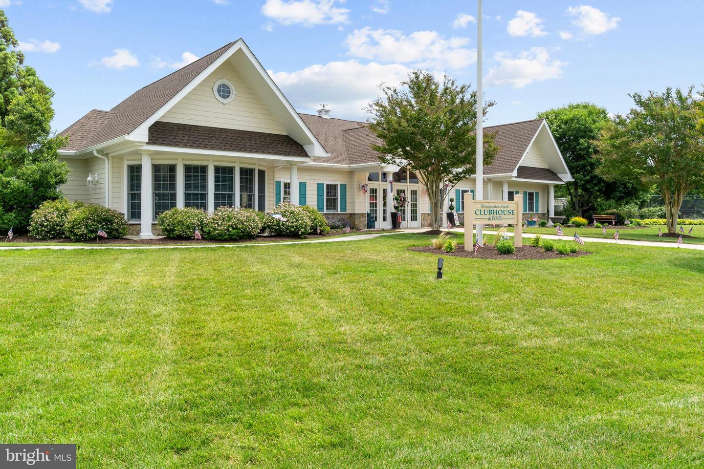 24923 Rivers Edge Rd Property Photo 47