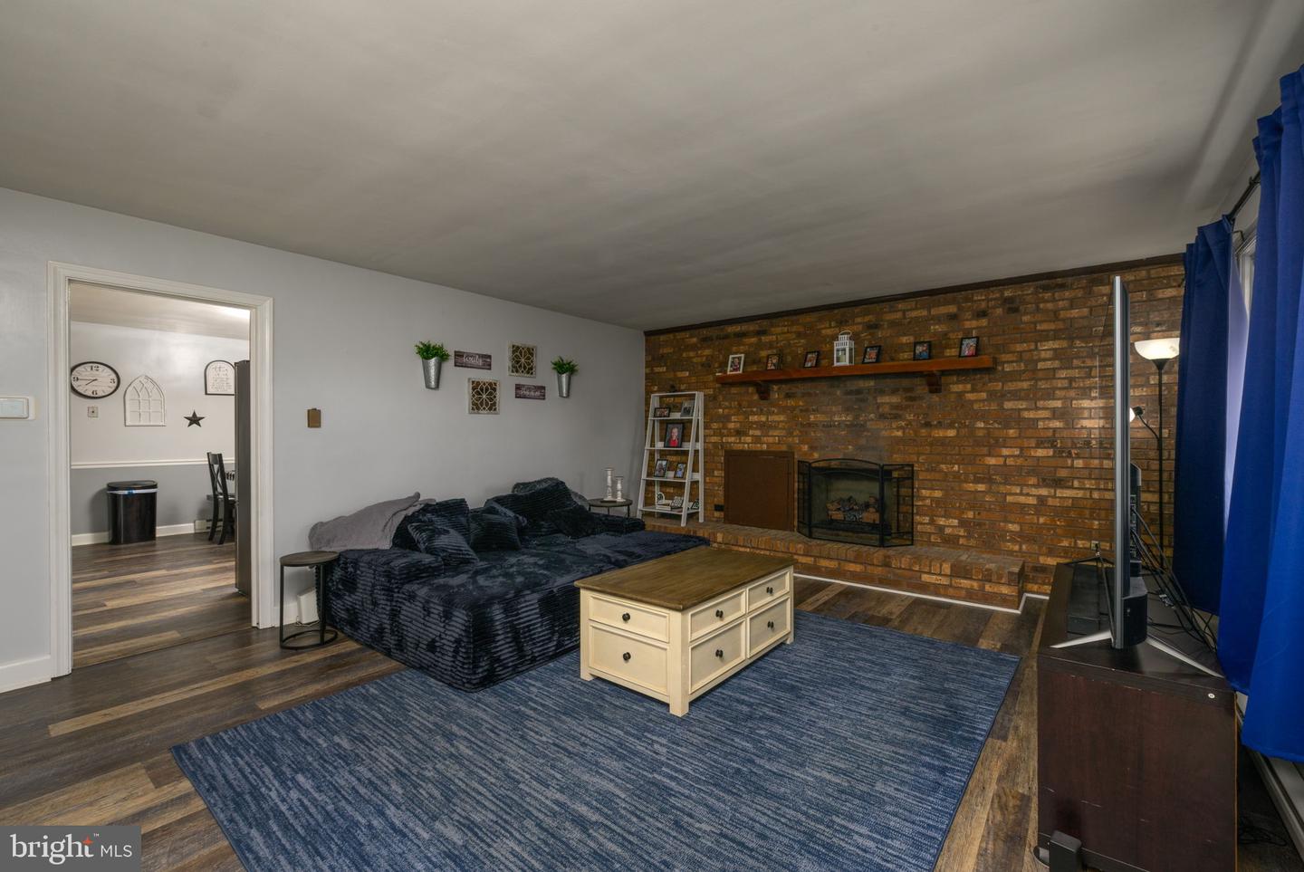 102 Edward St Property Photo 13
