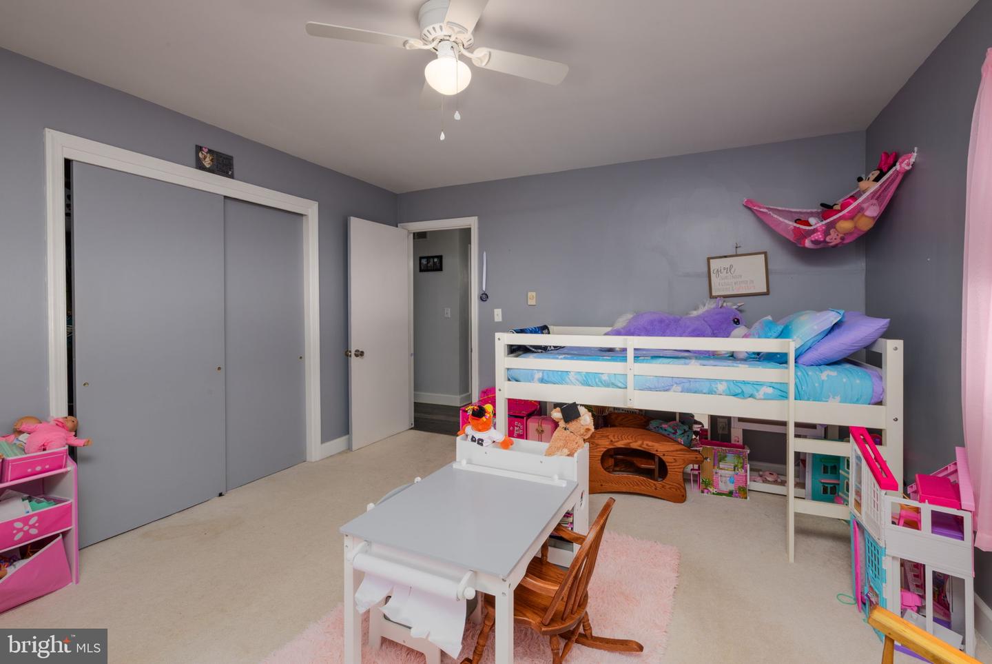 102 Edward St Property Photo 16