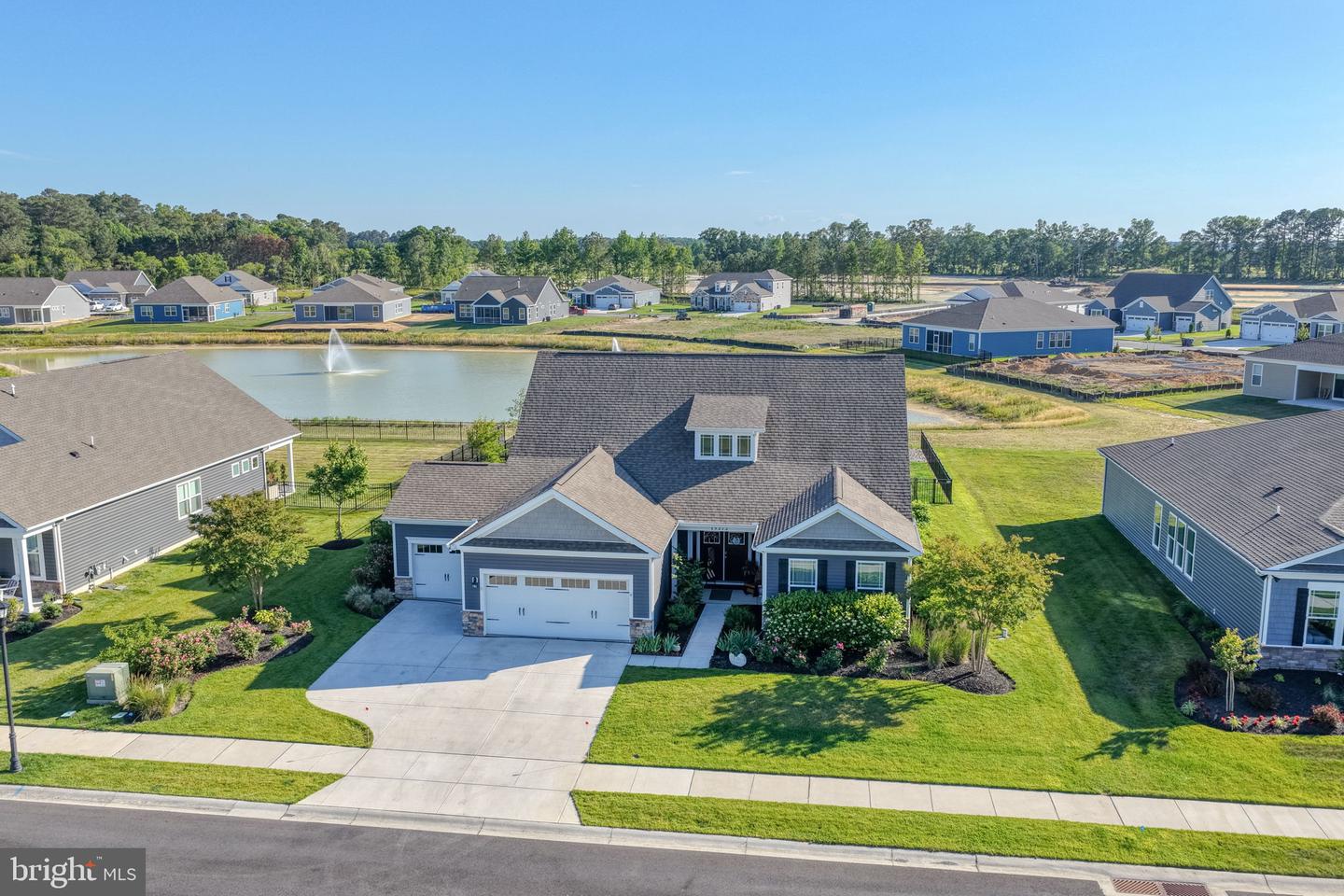 15272 Crape Myrtle Rd Property Photo 3
