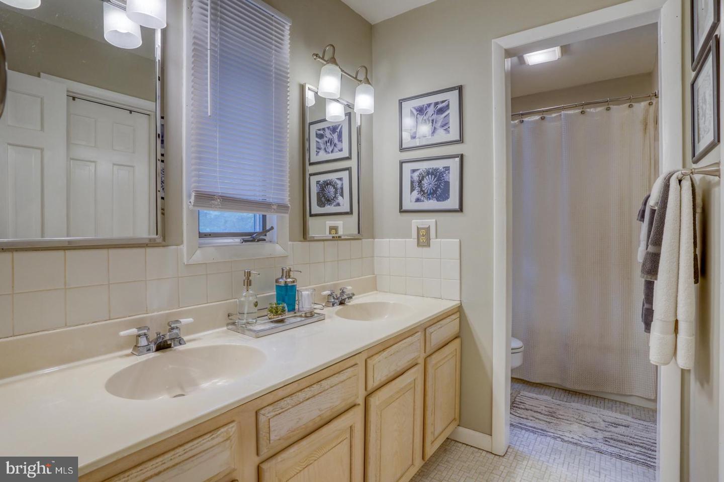 7857 Holly Branch Dr Property Photo 16