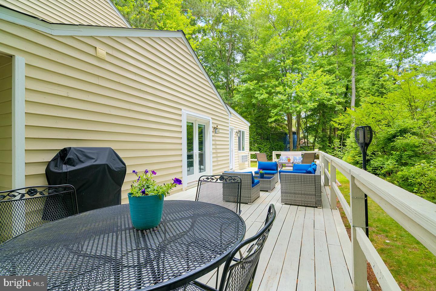 13 Columbia Ave Property Photo 34
