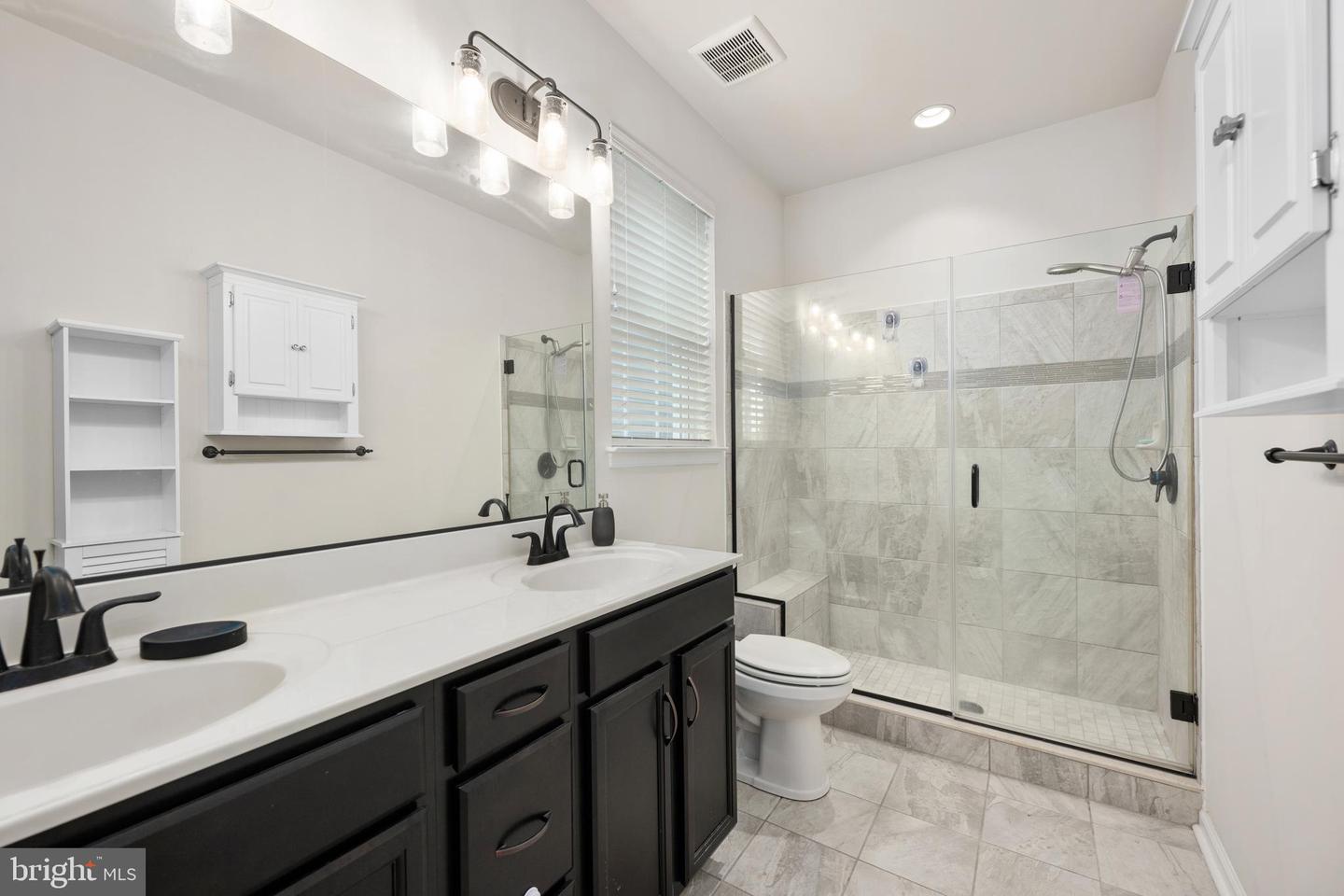 134 Waterside Dr Property Photo 15