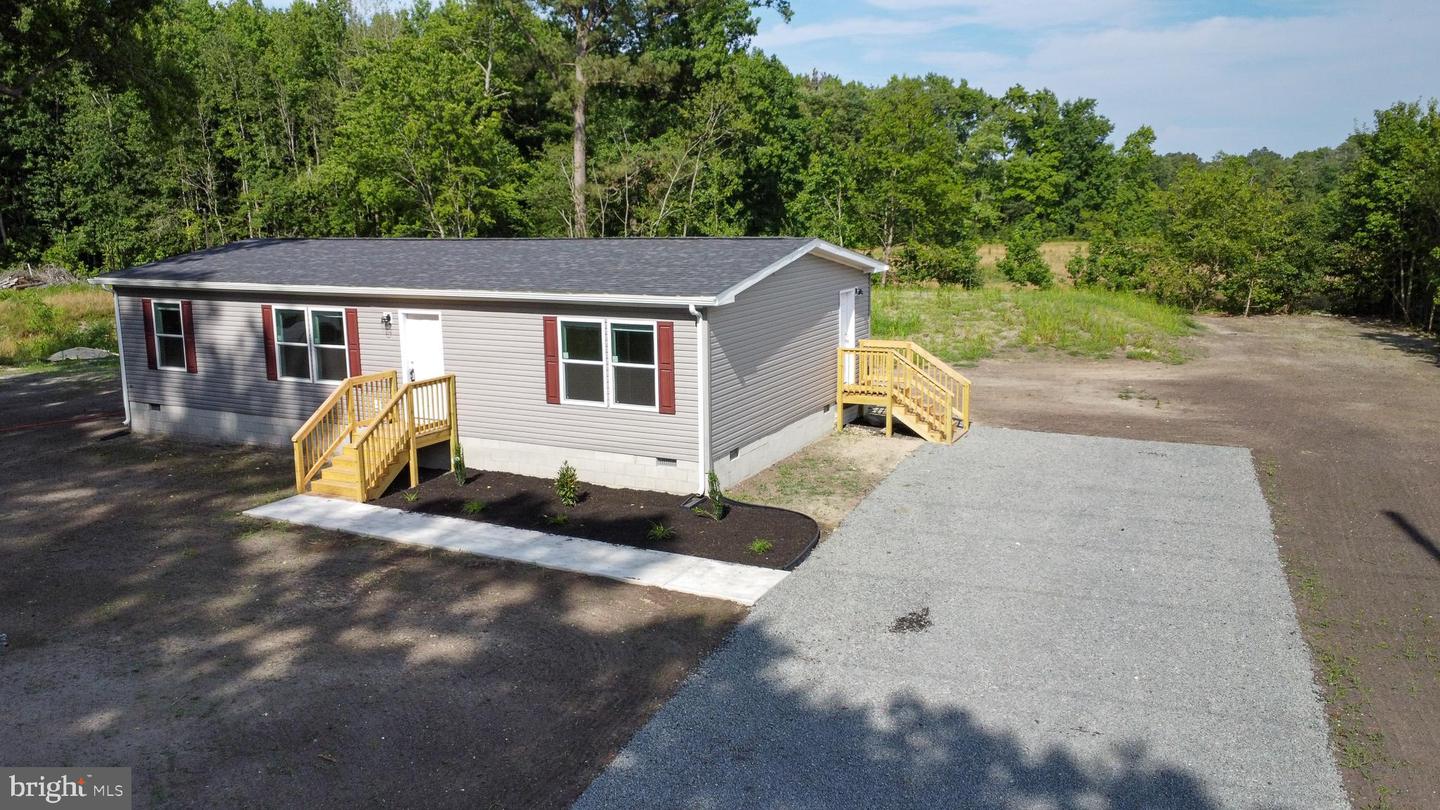 31697 E Trap Pond Rd Property Photo 18