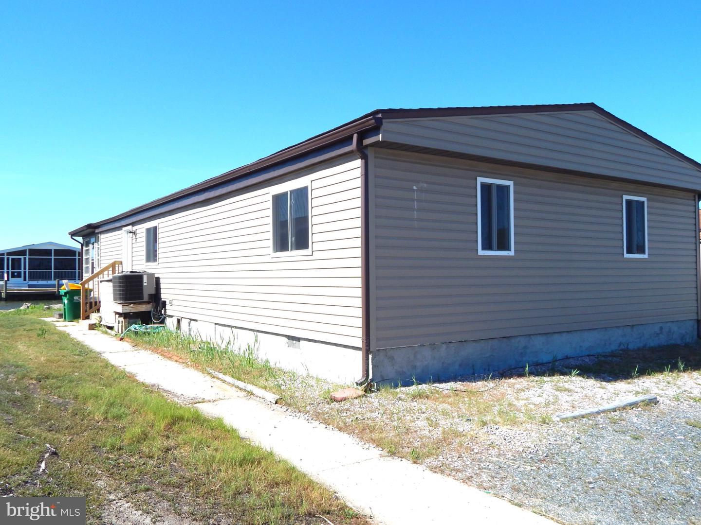 35587 Pine Dr Property Photo 2