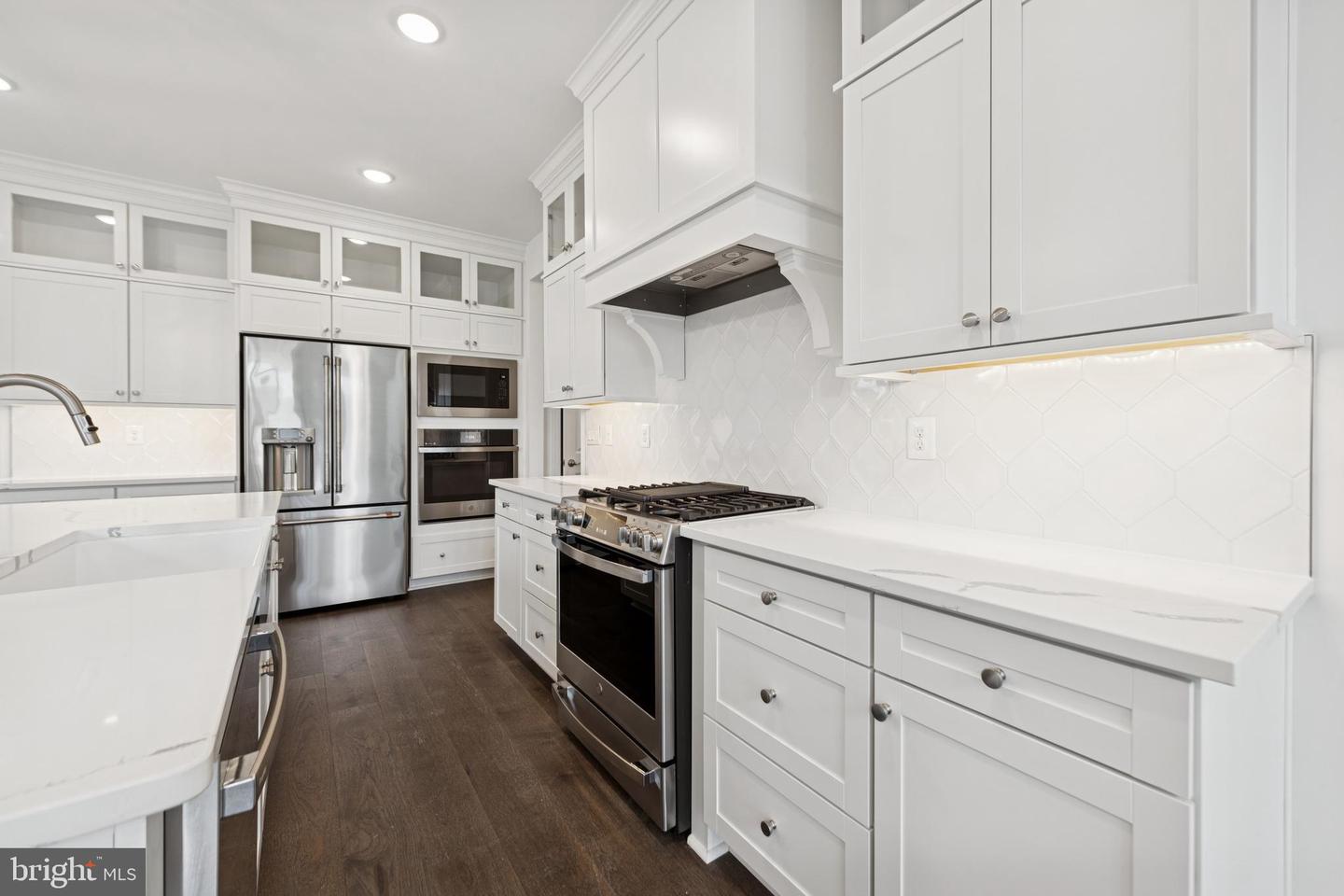 33809 Allen St Property Photo 5
